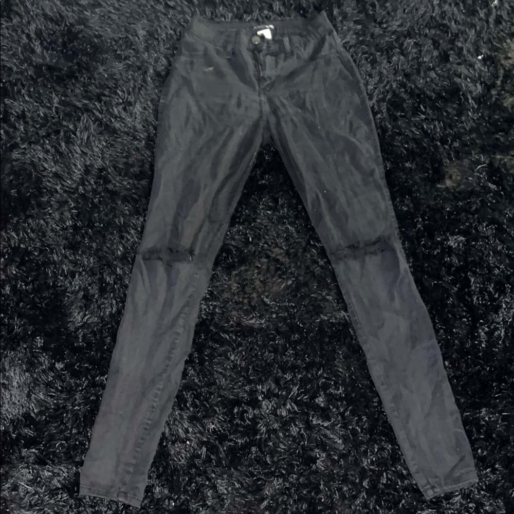 Black Skinny Jeans